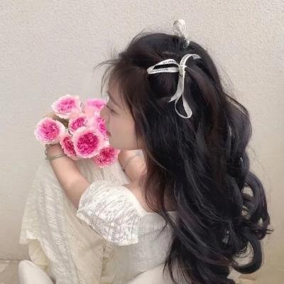 血洒万花团